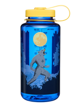 Charger l'image dans la galerie, Blue water bottle with a yellow cap featuring a wolf and moon design on a white background