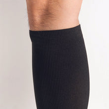 Load image into Gallery viewer, Men&#39;s Compression Trouser Socks 20-30 mm Hg, Black Knee Band Highlight Photo
