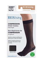 Charger l'image dans la galerie, Women's Compression Knee Socks 15-20 mm Hg, Black Packaging Photo