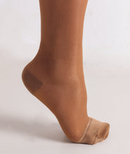 Load image into Gallery viewer, Women's Compression Knee Socks 15-20 mm Hg, Beige Foot Highlight Photo