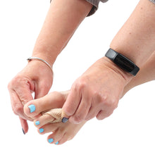 Charger l'image dans la galerie, Gel Cuttable Toe Sleeves in use