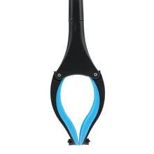 Load image into Gallery viewer, close up of the claw closed