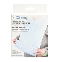 Charger l'image dans la galerie, Terry Cloth Clothing Protector Front Packaging Image