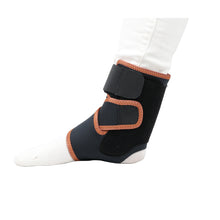 Charger l'image dans la galerie, Orthèse de cheville chargée de cuivre