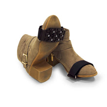 Load image into Gallery viewer, Snow and Ice Shoe Grippers