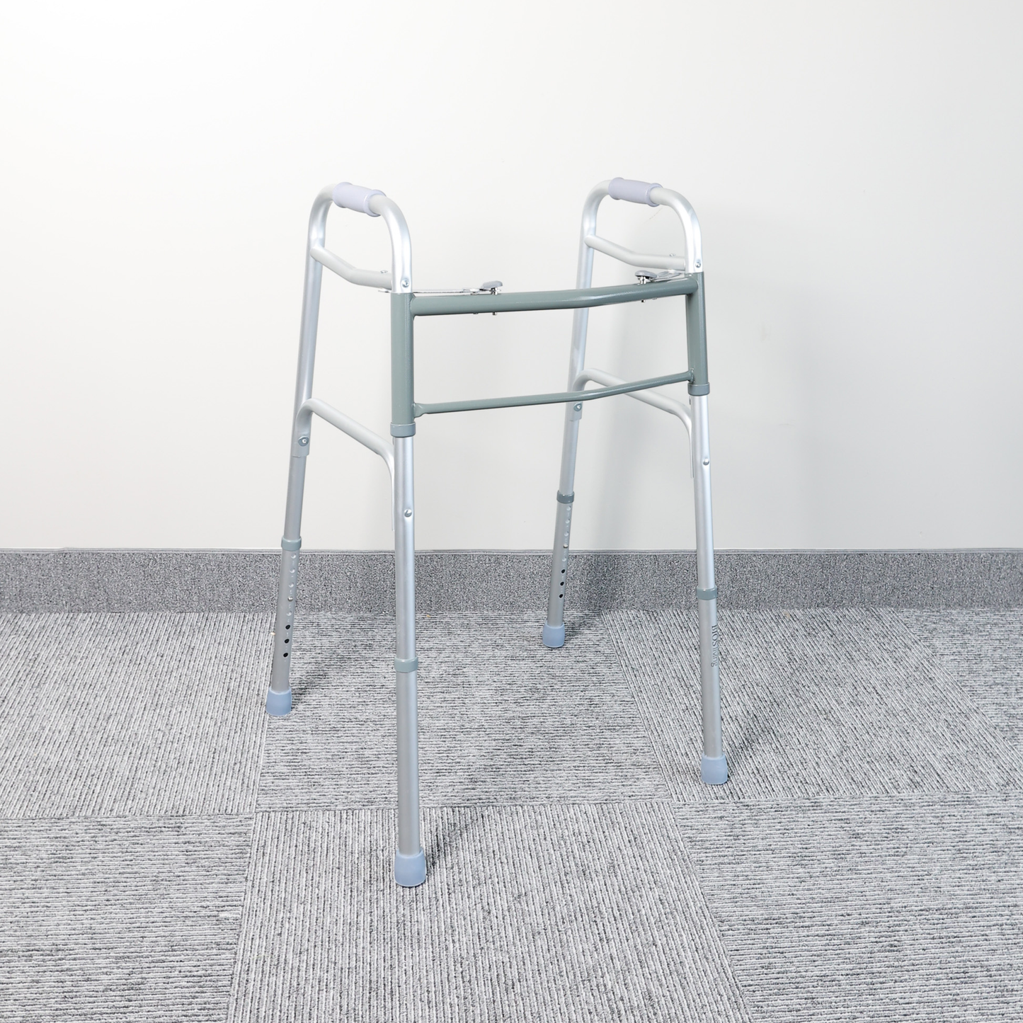Cadre de marche pliable (en aluminium)