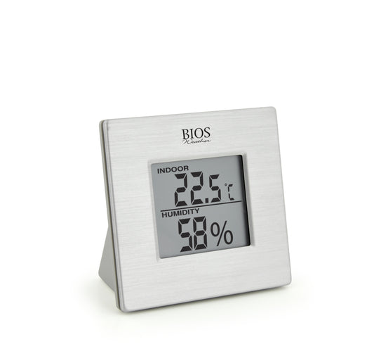 Digital Indoor Hygrometer with Temperature angle view