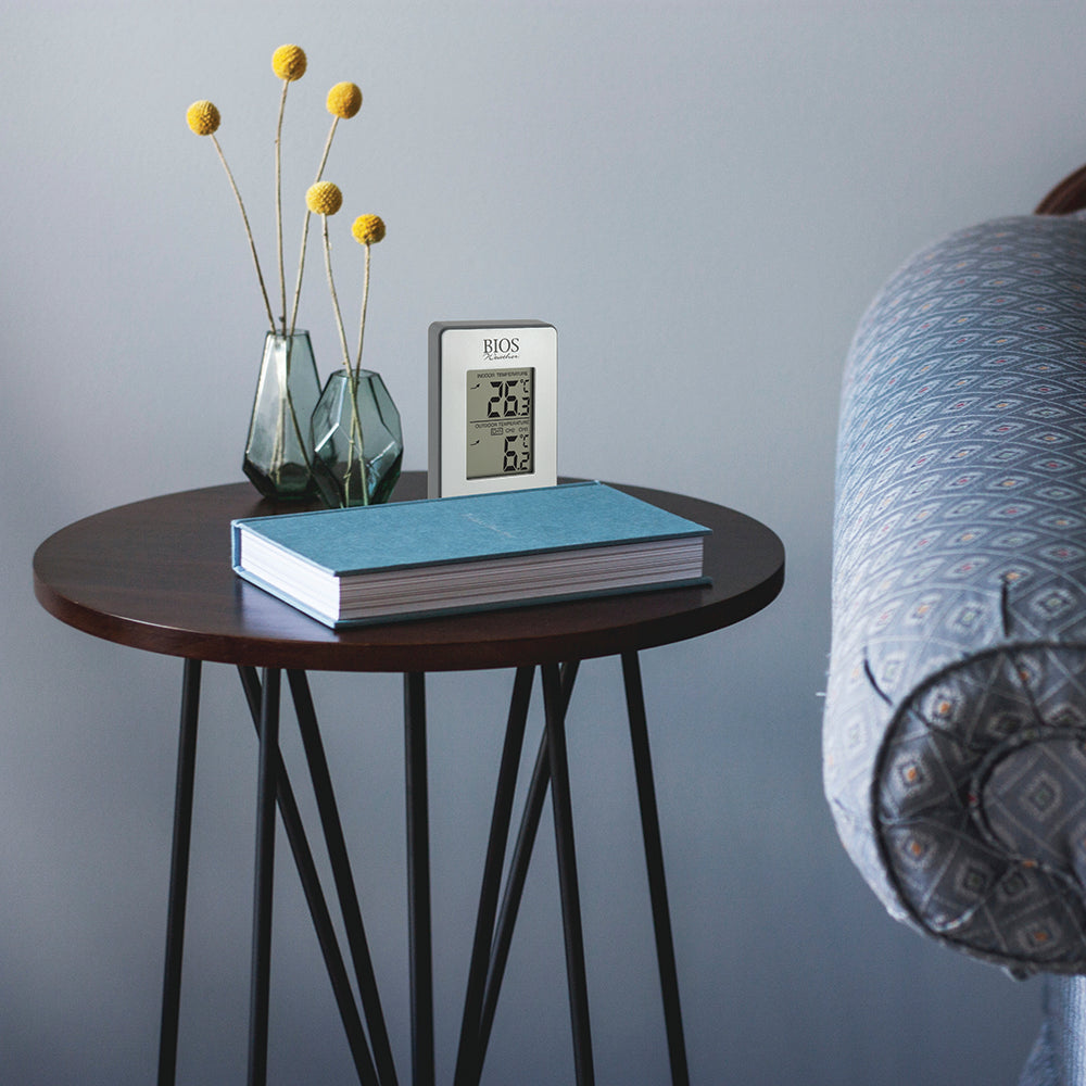 Wireless Indoor/Outdoor Thermometer in use