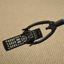 Charger l&#39;image dans la galerie, BIOS Living Heavy Duty Reach and Grip 57045 Picking up a TV remote
